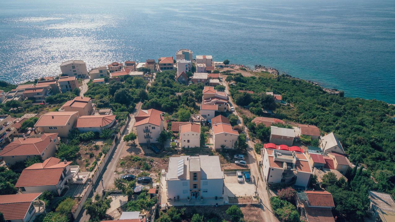 Apartments Tina Утьеха Экстерьер фото